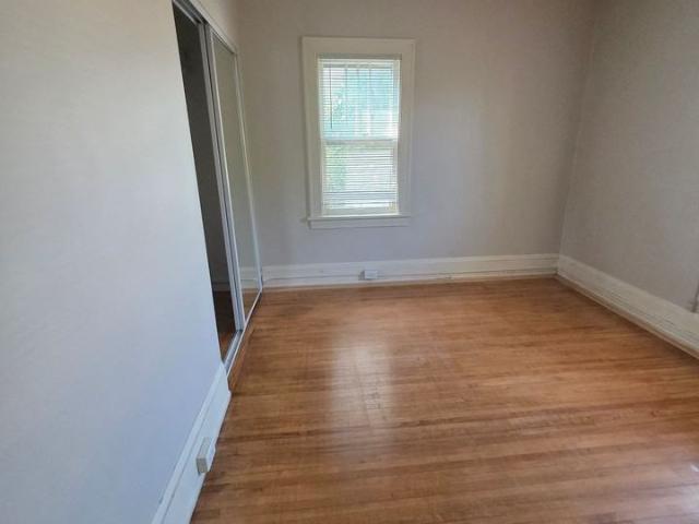 Apartment for rent in Hennepin, Minnesota