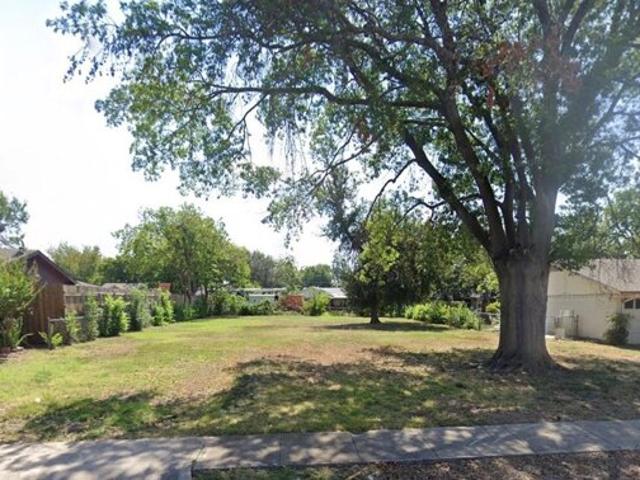 Land for sale in Farmers Branch, Texas