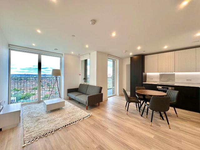Apartment for rent in London Borough of Ealing, Greater London