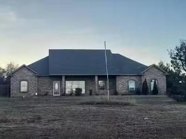 House for sale in Blanchard