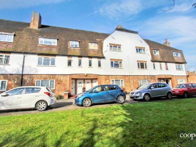House for rent in London Borough of Hillingdon, Greater London
