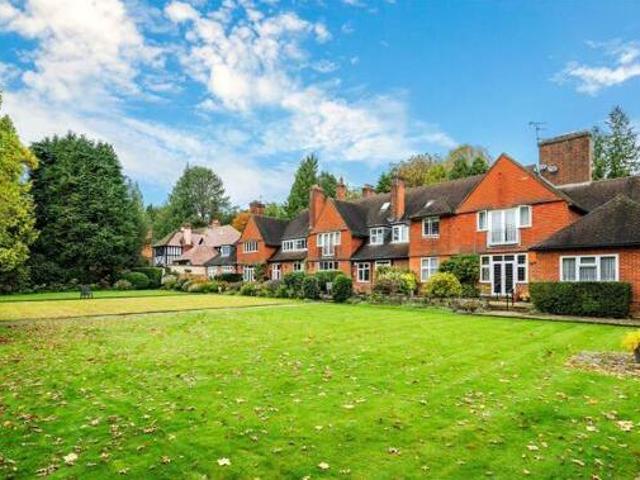 House for sale in Surrey