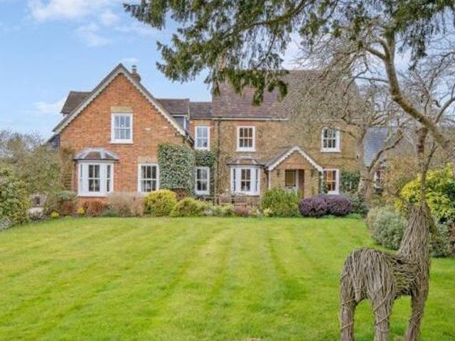 House for sale in Pouchen End, Hertfordshire