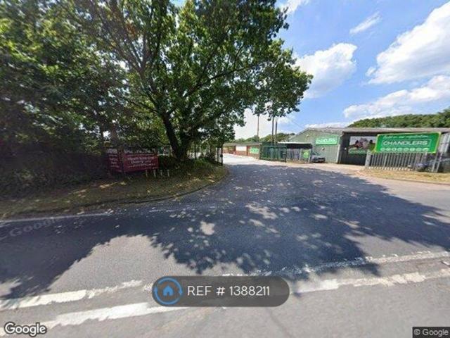Apartment for rent in Littlecote, West Sussex
