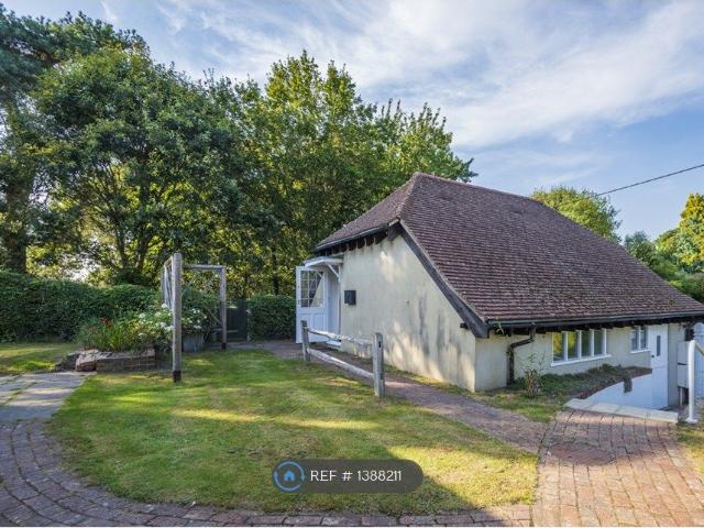 Apartment for rent in Littlecote, West Sussex
