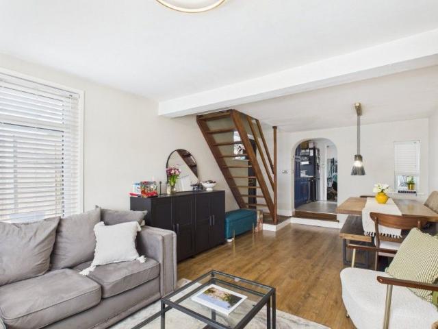 House for rent in Chepping Wycombe, Flackwell Heath