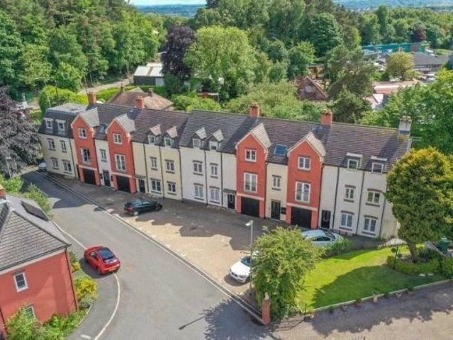 Apartment for rent in Heath Hill, Dawley