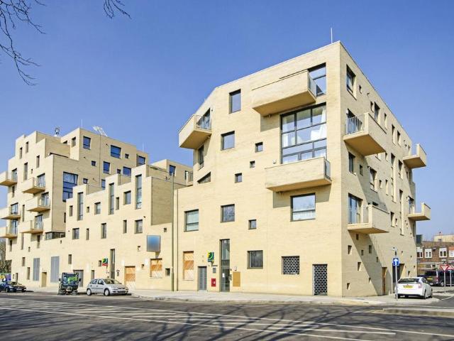 Apartment for rent in Colindale, Greater London
