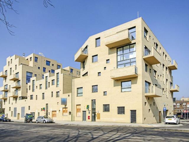 Apartment for rent in Colindale, Greater London