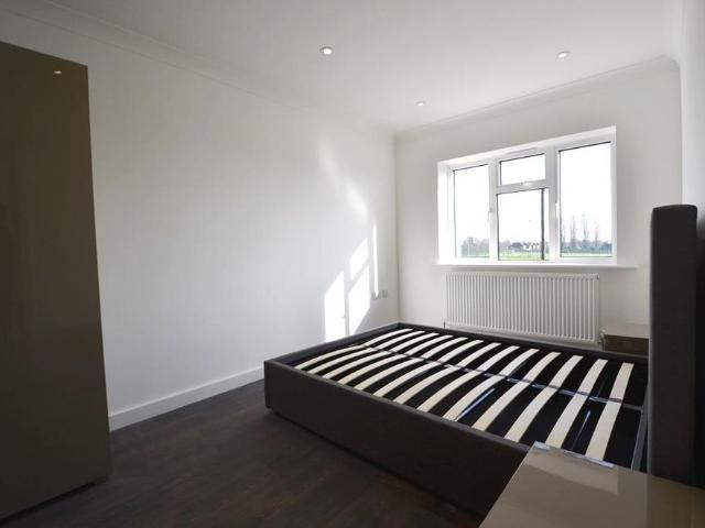 Apartment for rent in Hillingdon, Hillingdon