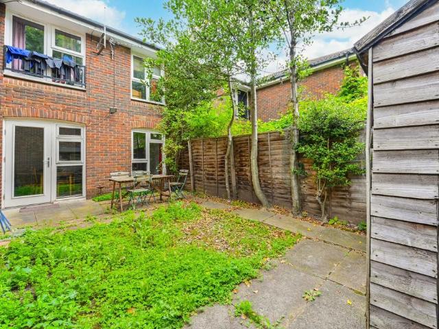 Apartment for rent in Clapham, Greater London
