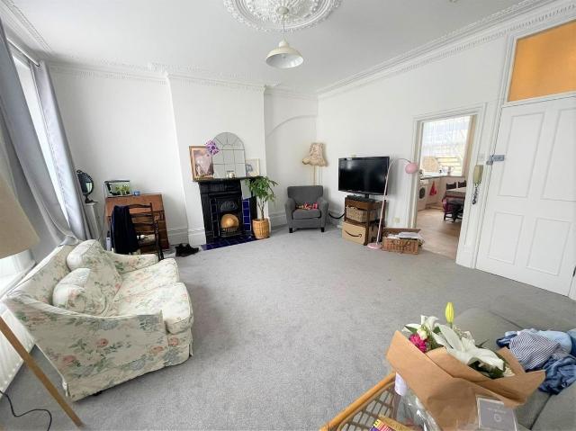 Apartment for rent in London Borough of Richmond upon Thames, Greater London