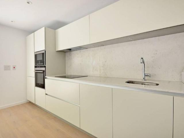 House for rent in Strawberry Hill, Greater London