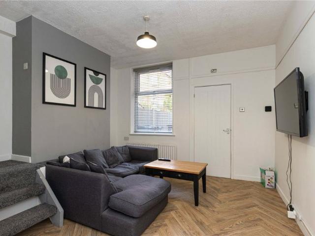 Room for rent in Hempstalls, Butterton
