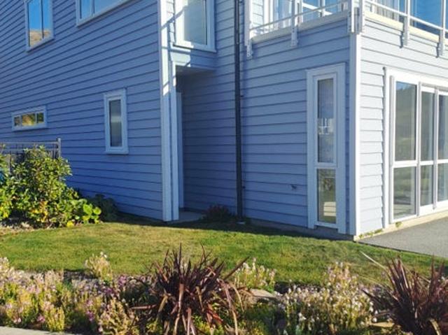Apartment for rent in Chaslands, Canterbury