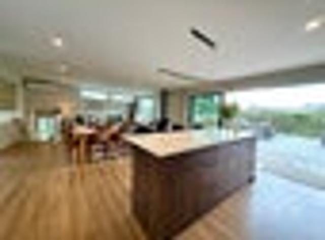 House for rent in Chaslands, Canterbury