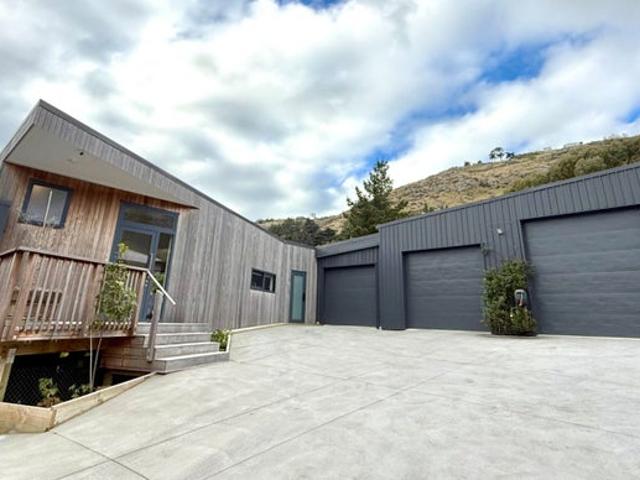 House for rent in Chaslands, Canterbury