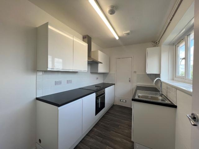 Apartment for rent in Whitnash, Green Close