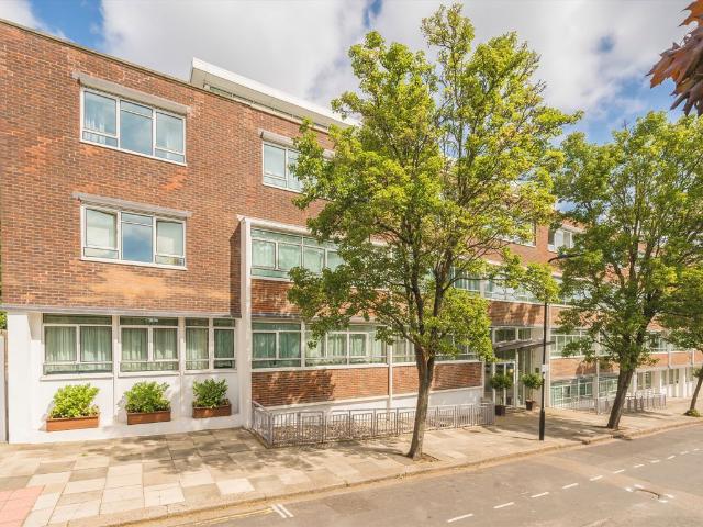 Apartment for rent in London Borough of Ealing, Greater London