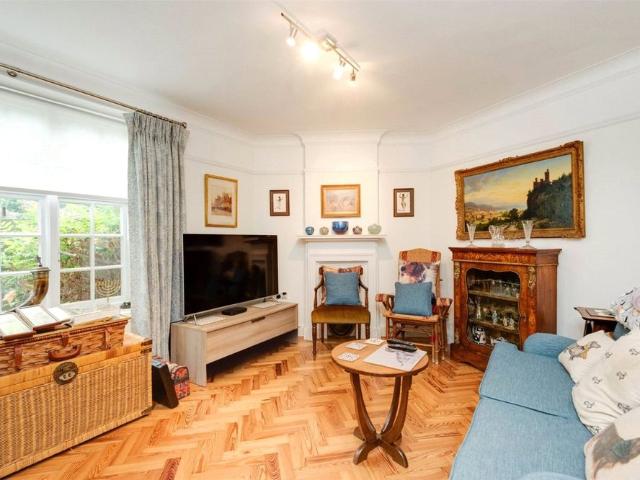 Apartment for rent in Golders Green, Greater London