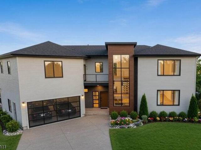 House for sale in Washington, New Jersey