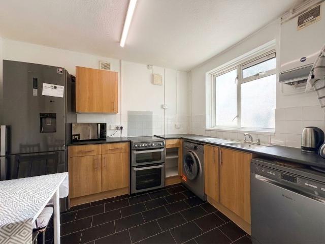Apartment for rent in Yiewsley, Greater London