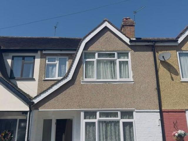 House for rent in London Borough of Merton, Mitcham