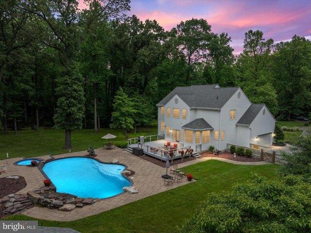 House for sale in Millersville