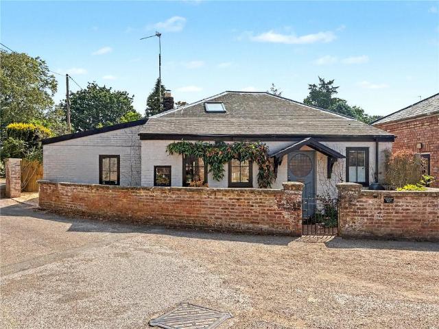 House for rent in Hockholler, West Buckland