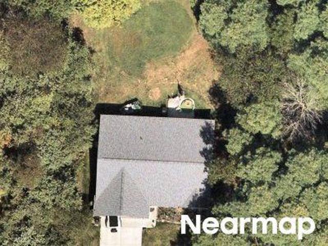 House for sale in Howard, Ohio