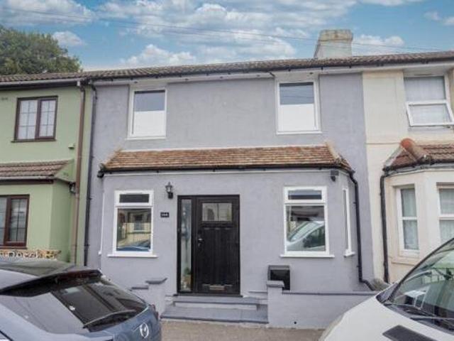 House for sale in Buckland, Ash