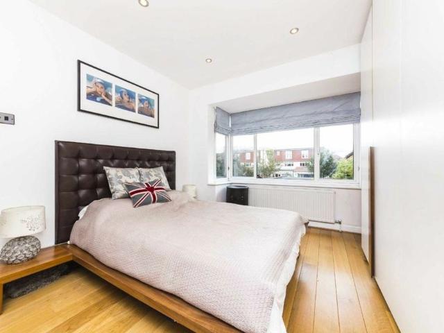 House for rent in St Margarets, Cat Hill