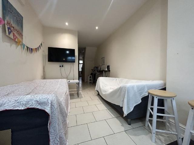 House for rent in The Colonies, Cardiff