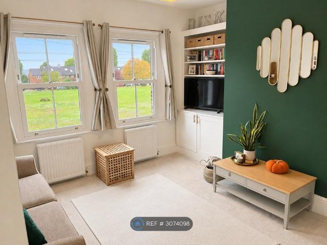 House for rent in London Borough of Wandsworth, Greater London
