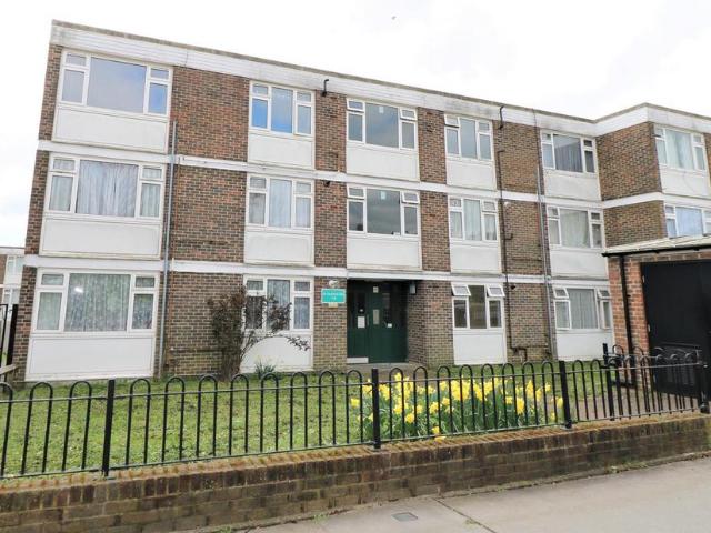 Apartment for rent in Selsdon, Greater London