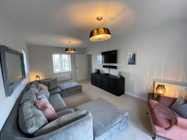 House for rent in Coedffranc, Llandarcy