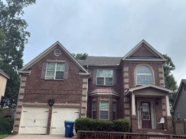 House for sale in Red Oak, Georgia