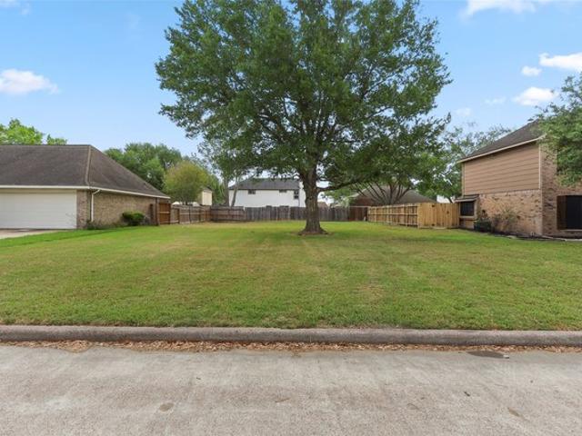 Land for sale in Alvin, Texas