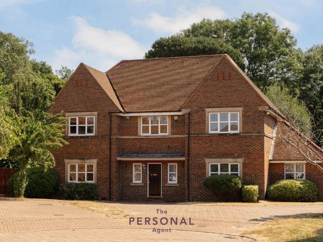 House for rent in Red Hill, Surrey