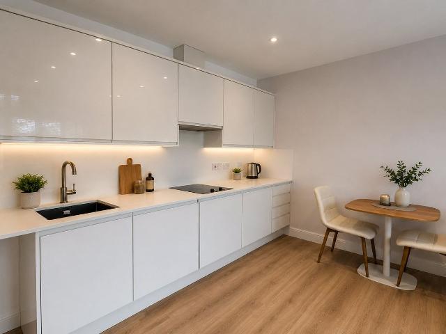 Studio for rent in Batchworth