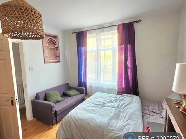 Apartment for rent in London Borough of Hammersmith and Fulham, Greater London