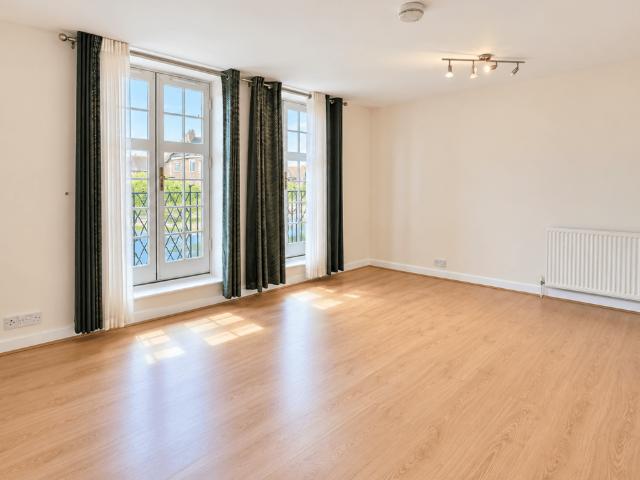 Apartment for rent in London Borough of Barnet, Greater London
