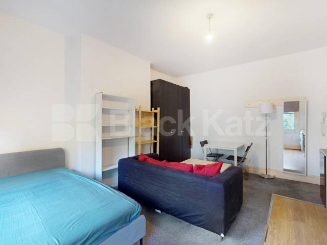 Apartment for rent in South Hampstead, Greater London
