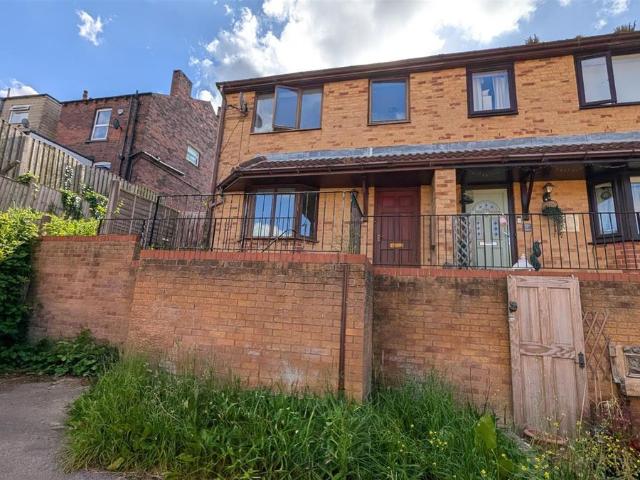 House for rent in Hanging Heaton, Batley