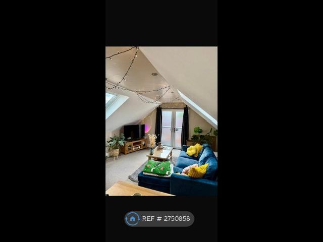 Apartment for rent in Heaton Moor, Greater Manchester