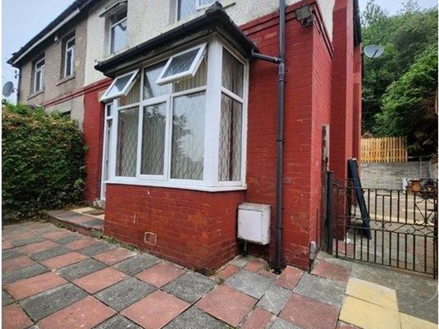 House for rent in Paddock, Milnsbridge