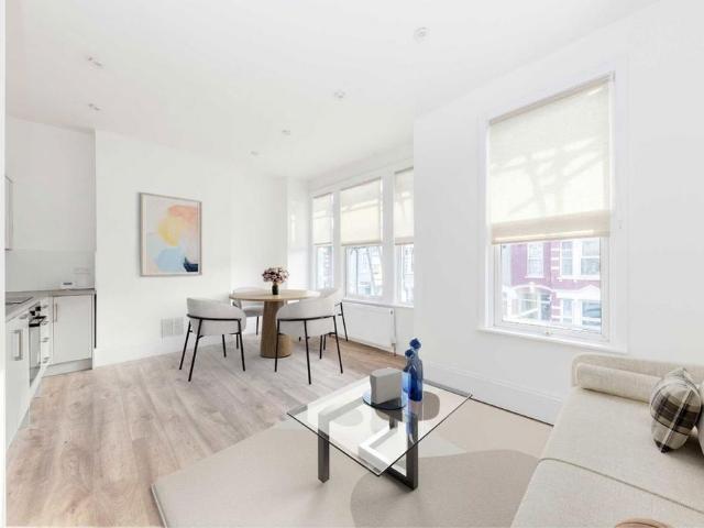 Apartment for rent in London Borough of Merton, Greater London
