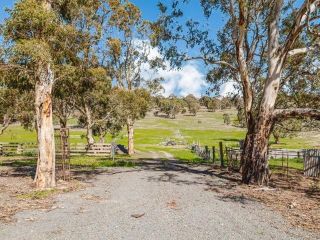 Cottage for sale in Glenmore, Victoria
