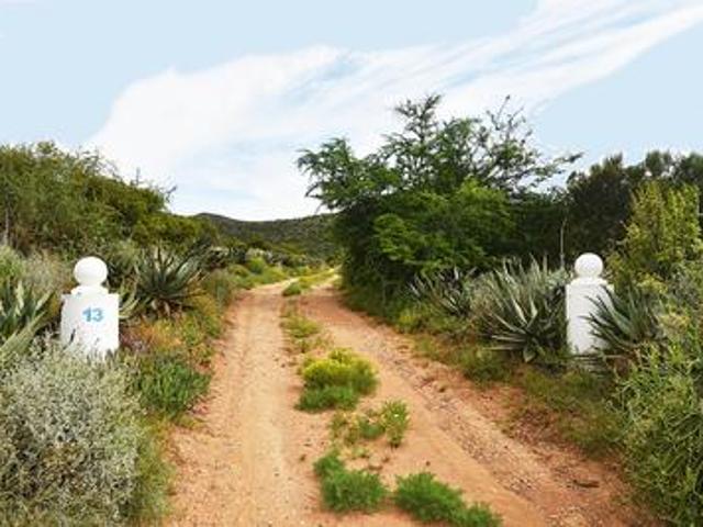 Farm for sale in Oudtshoorn Local Municipality, Garden Route District Municipality