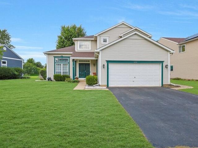 House for sale in Mchenry, Illinois